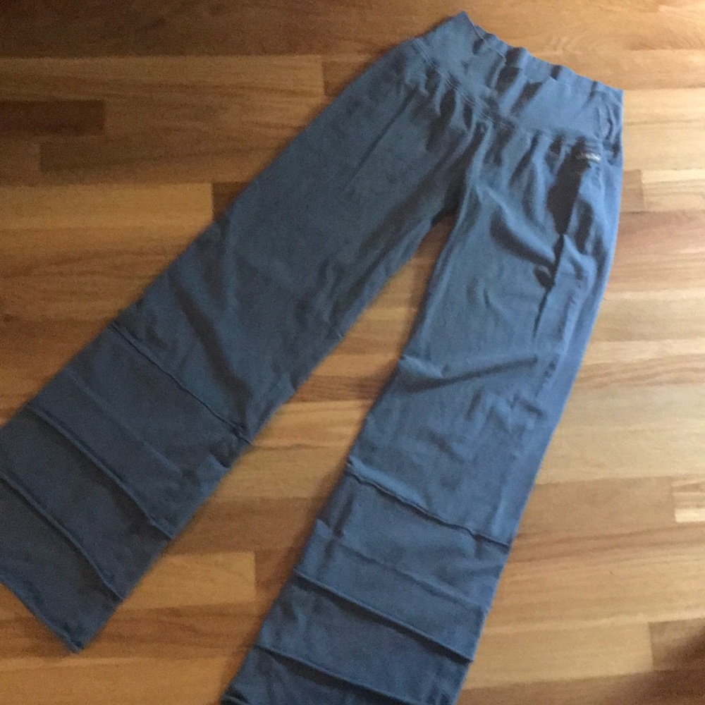 Gray Matilda Jane yoga style pants